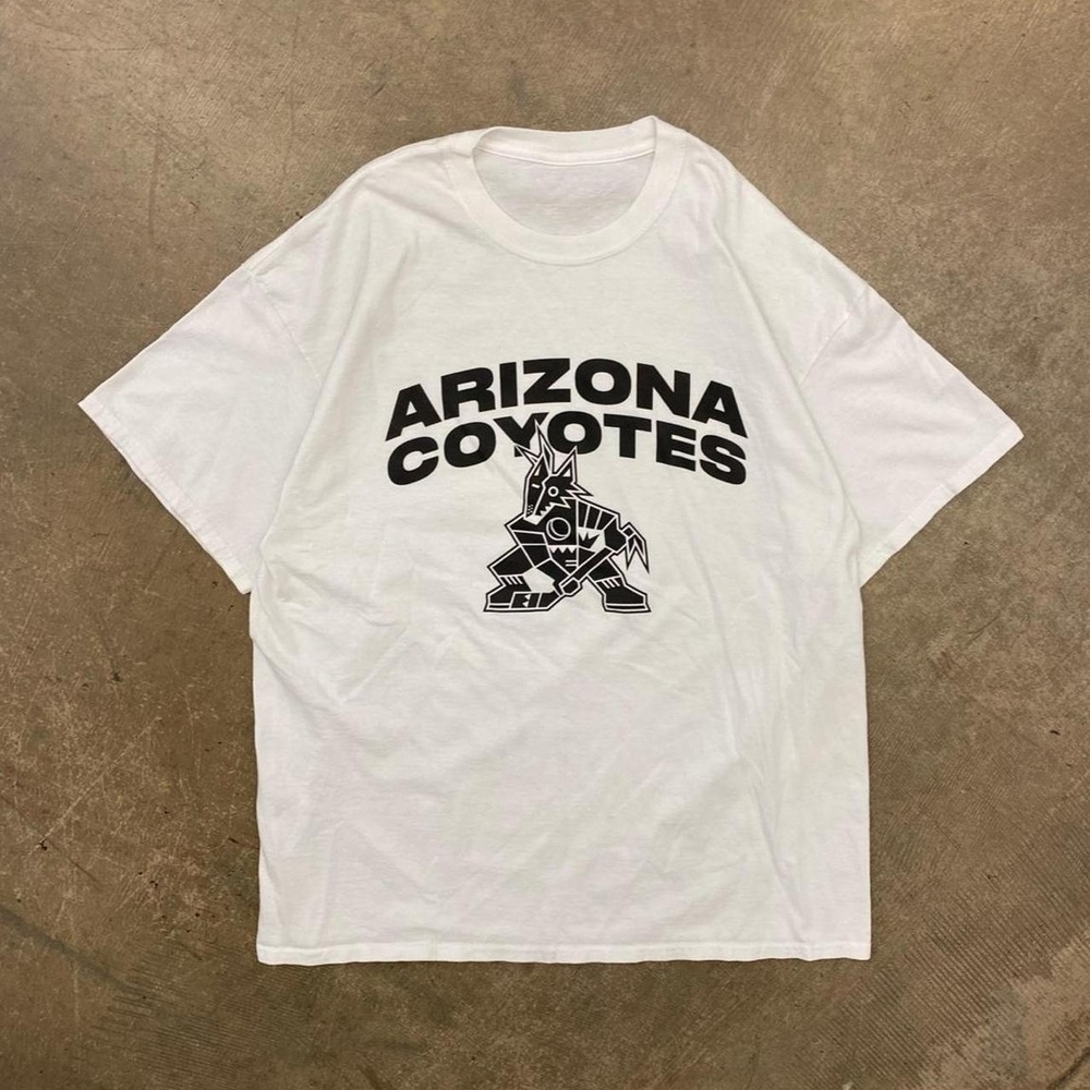 Vintage Phoenix Arizona Coyotes NHL Hockey Black And White T-Shirt 2000s Large